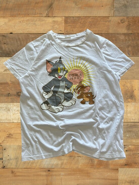 Tom and Jerry's Tops - Tom & Jerry Nostalgic Graphic Tee White Vintage Style T-Shirt Tagged Medium